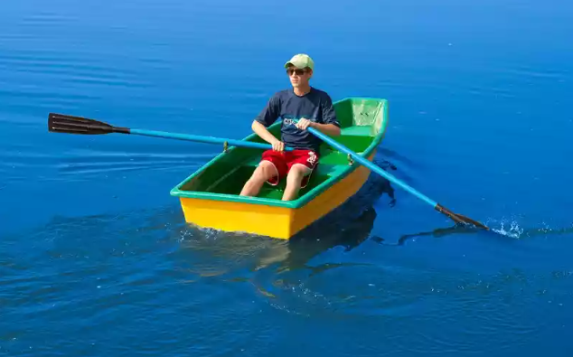 Стеклопластиковая лодка Малютка в Балакове