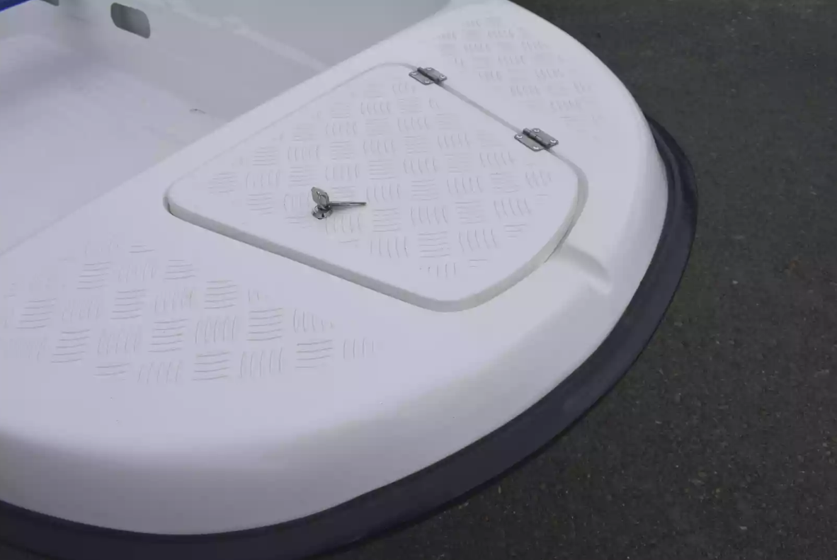 Стеклопластиковая лодка Пингвин New (тримаран) в Балакове