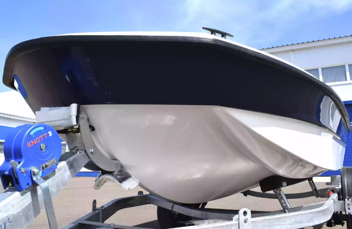 Стеклопластиковая лодка Wyatboat 430 тримаран в Балакове