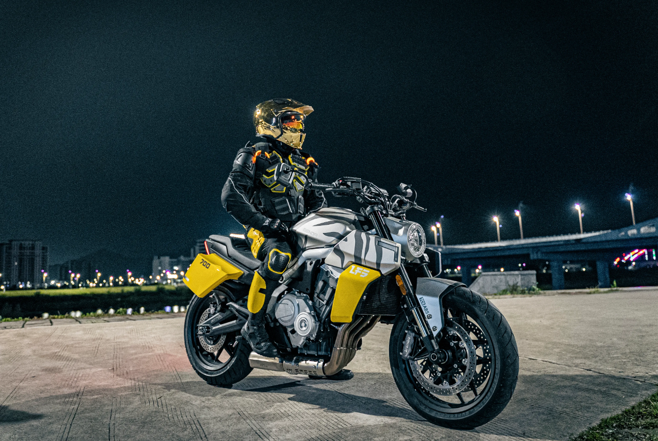 Мотоцикл Benda LFS 700 в Балакове