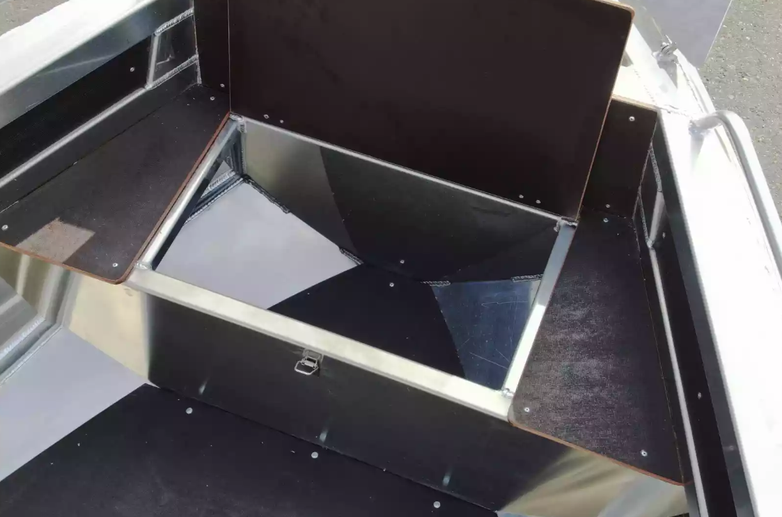 Алюминиевая лодка  Неман-480 Р в Балакове