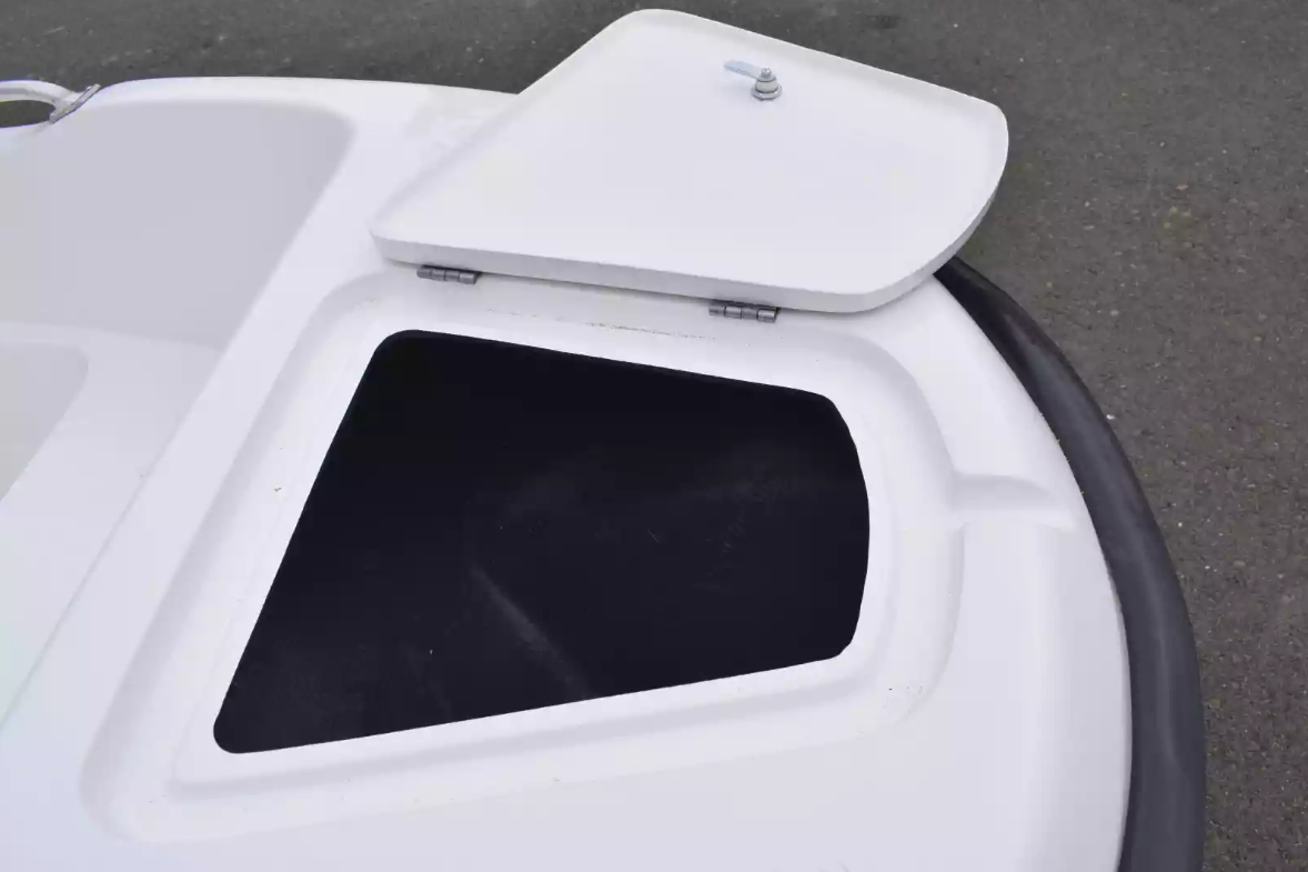 Стеклопластиковая лодка Пингвин New (тримаран) в Балакове