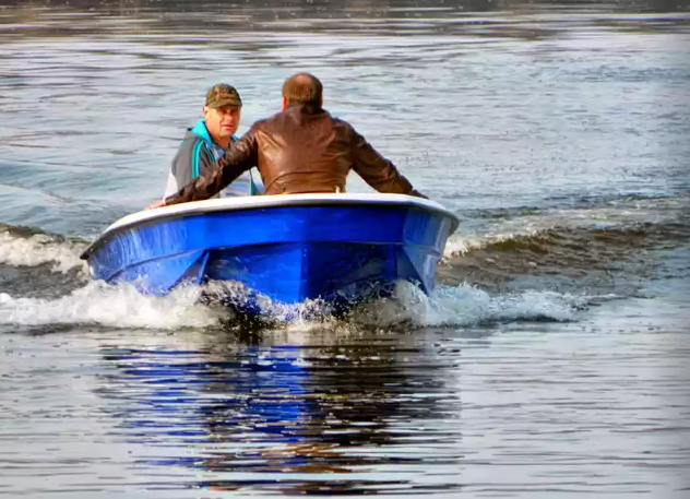 Стеклопластиковая лодка Wyatboat 430 тримаран в Балакове