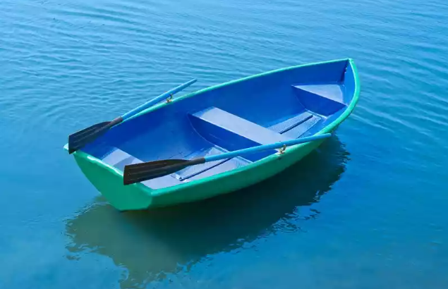 Стеклопластиковая лодка Дельфин в Балакове
