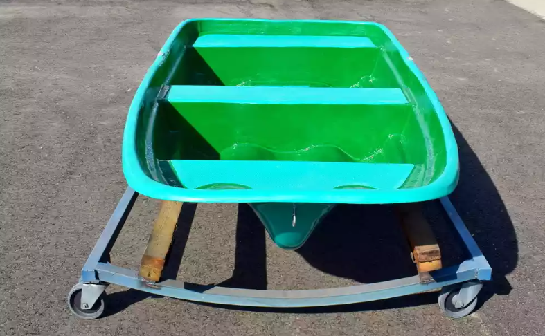 Стеклопластиковая лодка Старт (тримаран) в Балакове