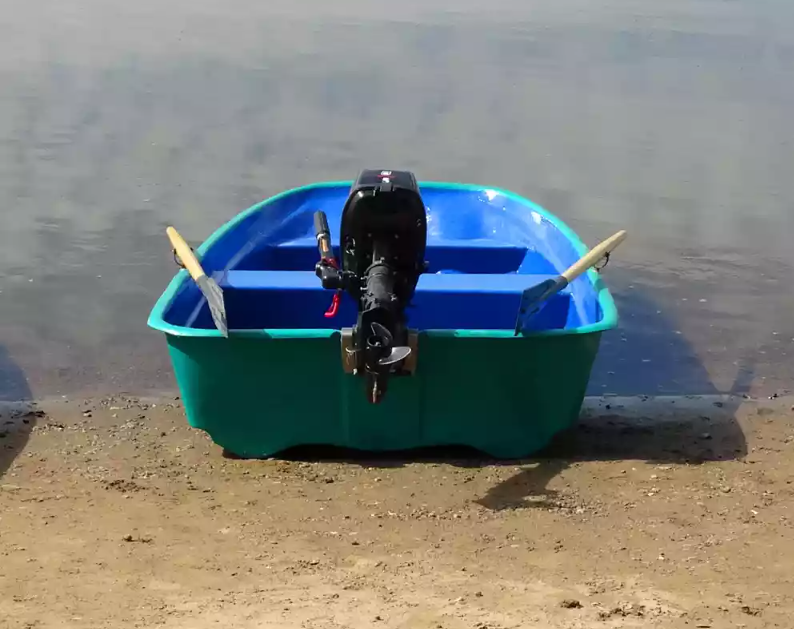 Стеклопластиковая лодка Старт (тримаран) в Балакове