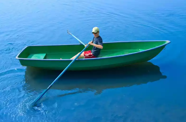 Стеклопластиковая Лодка Голавль в Балакове