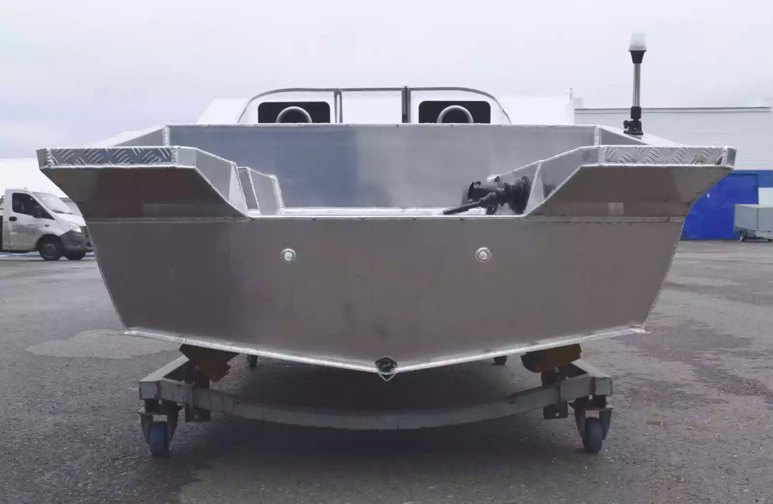 Алюминиевая лодка  Neman-400 PRO в Балакове