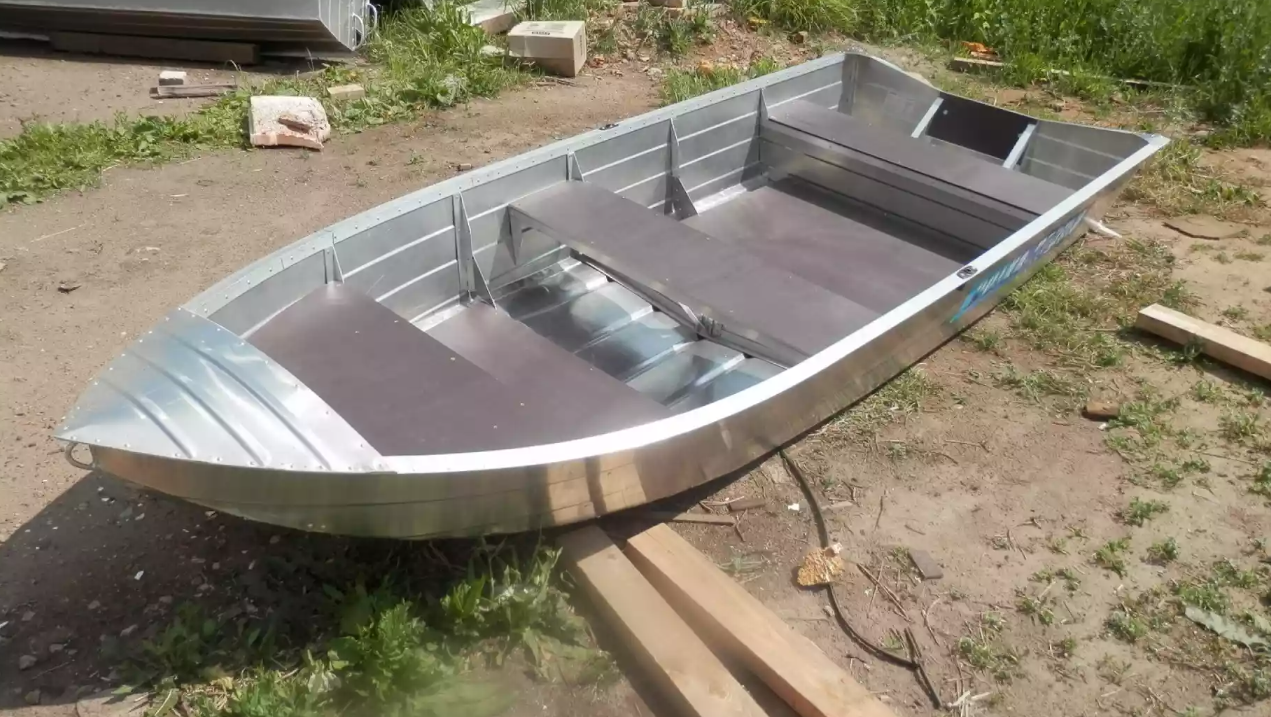 Алюминиевая лодка Вятка-Профи 32 в Балакове