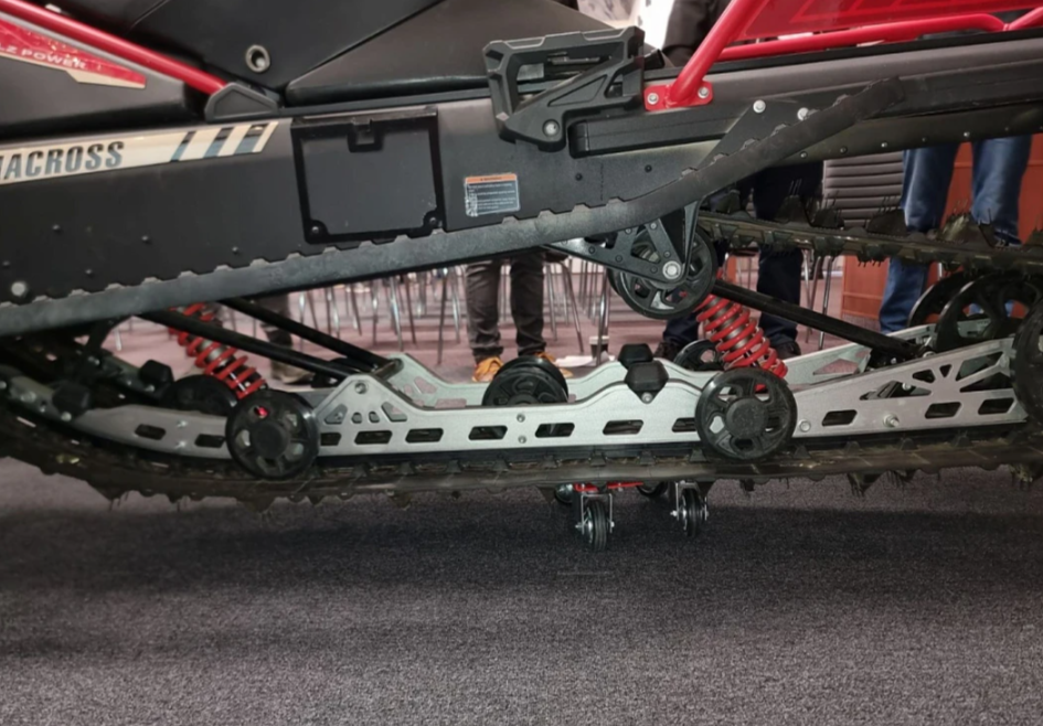 Снегоход AODES Siberiacross 1000 WT 508mm LCD 6.8 в Балакове