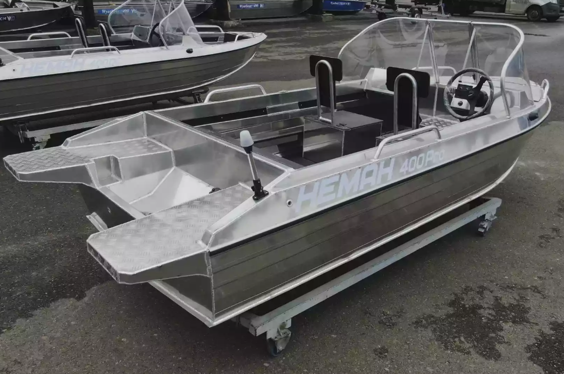 Алюминиевая лодка  Neman-400 PRO в Балакове