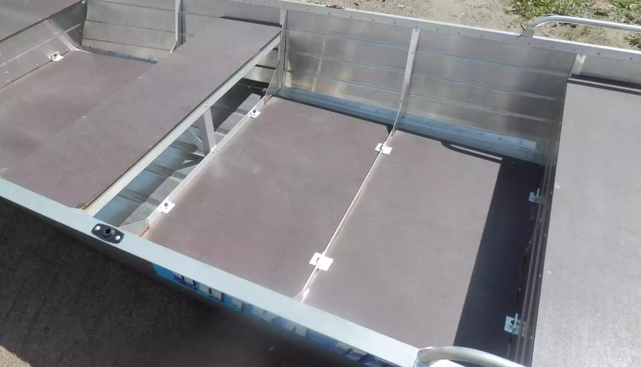 Алюминиевая лодка Вятка-Профи 32 в Балакове