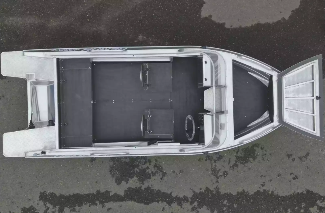 Алюминиевая лодка  Neman-400 PRO в Балакове