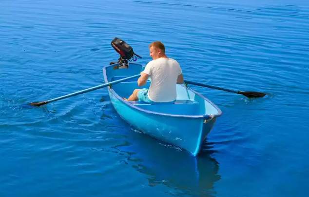 Стеклопластиковая лодка Омуль в Балакове