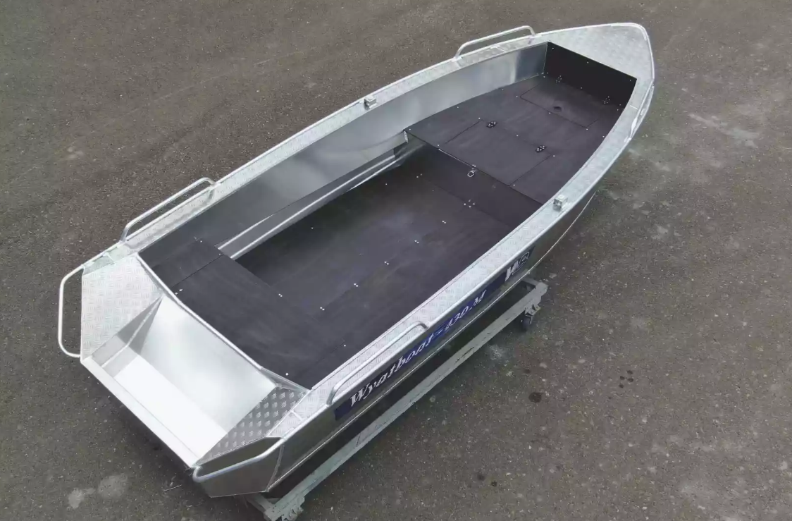 Алюминиевая лодка  Wyatboat-430М FISH в Балакове