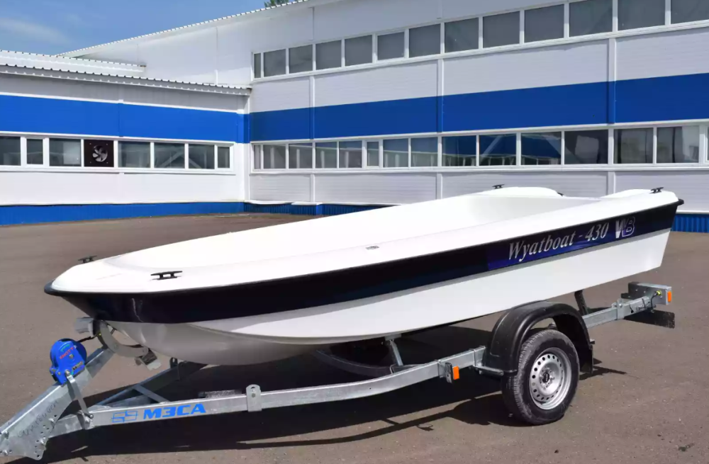 Стеклопластиковая лодка Wyatboat 430 тримаран в Балакове