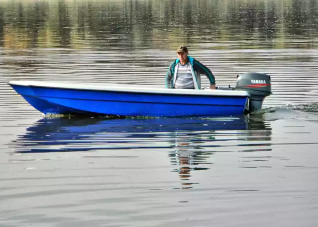 Стеклопластиковая лодка Wyatboat 430 тримаран в Балакове