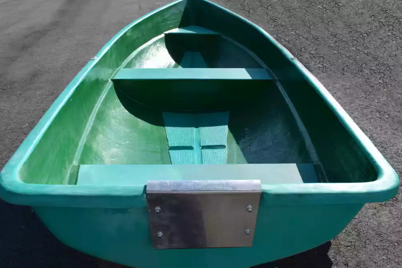 Стеклопластиковая Лодка Голавль в Балакове