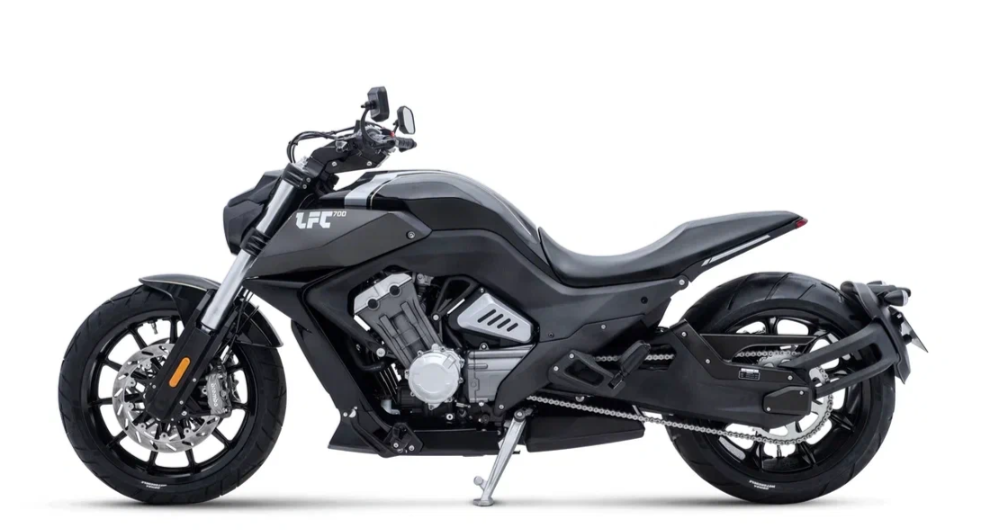 Мотоцикл Benda LFC 700 в Балакове