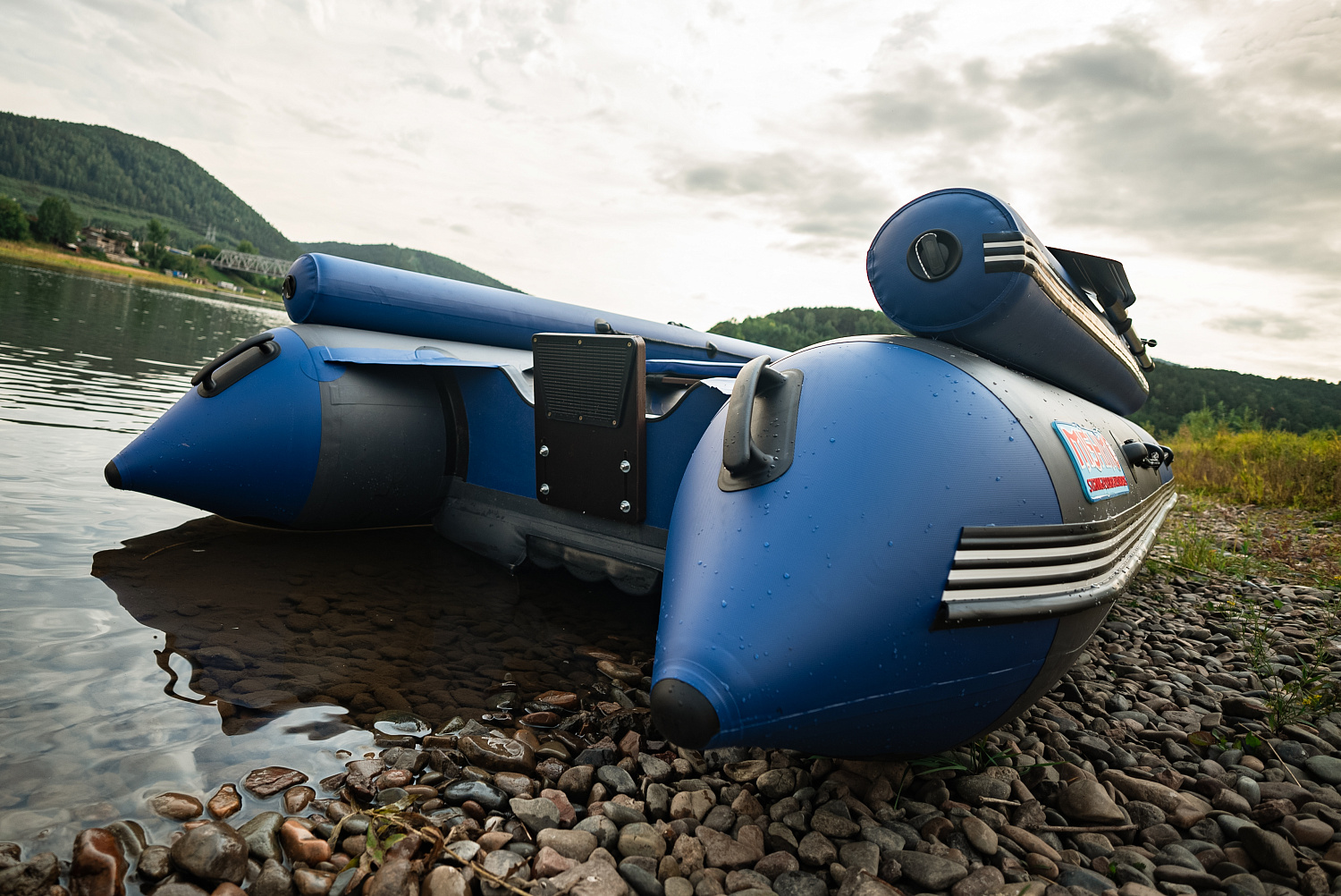 Лодка MISHIMO RIVER FJET PRO 410  под водомет в Балакове