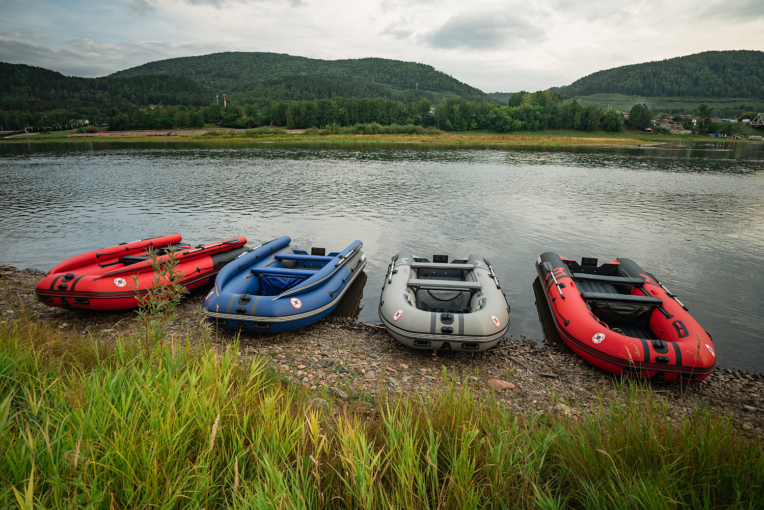 Лодка MISHIMO RIVER FJET PRO 410  под водомет в Балакове