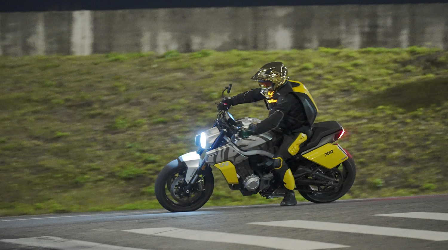 Мотоцикл Benda LFS 700 в Балакове