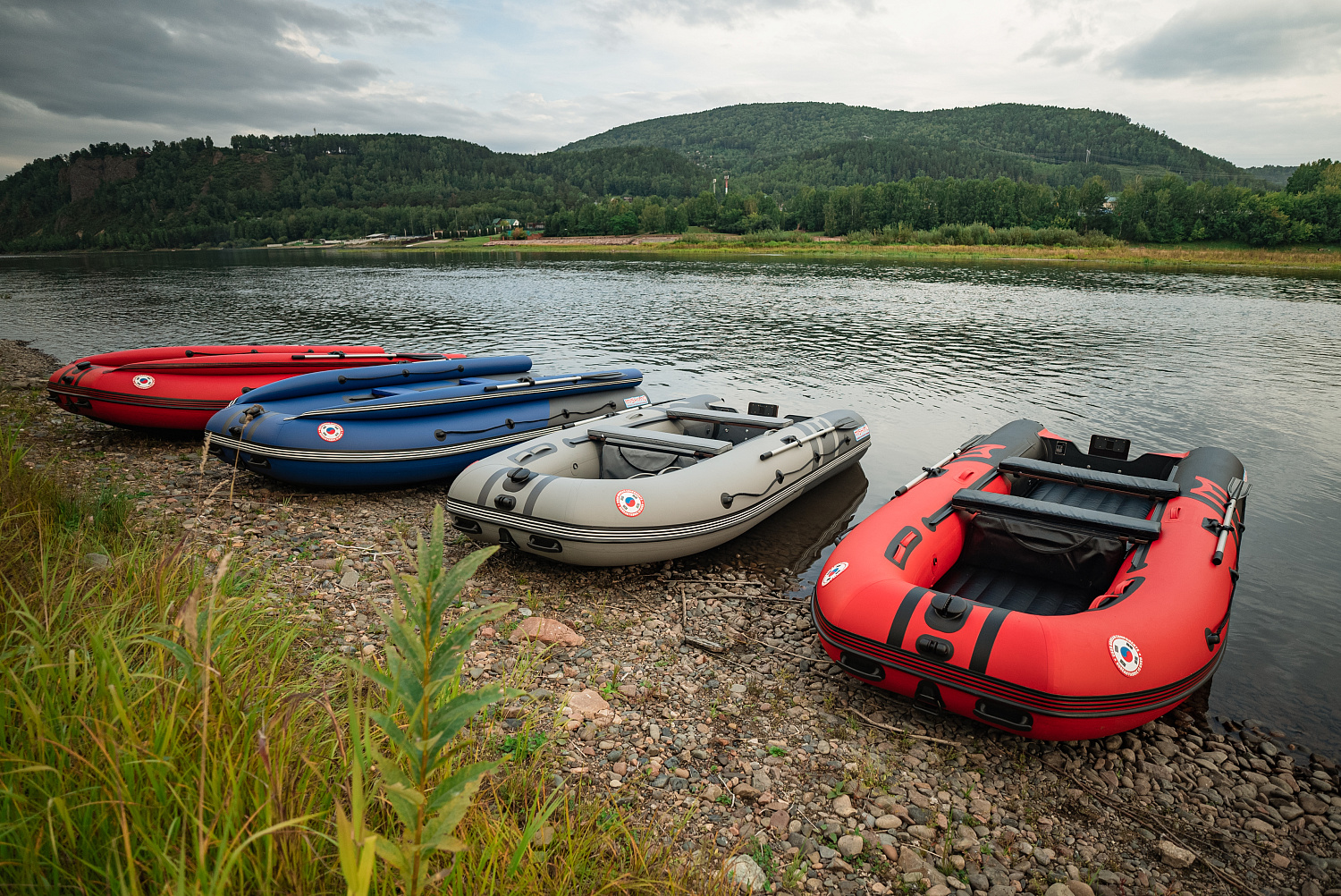 Лодка MISHIMO RIVER FJET PRO 410  под водомет в Балакове