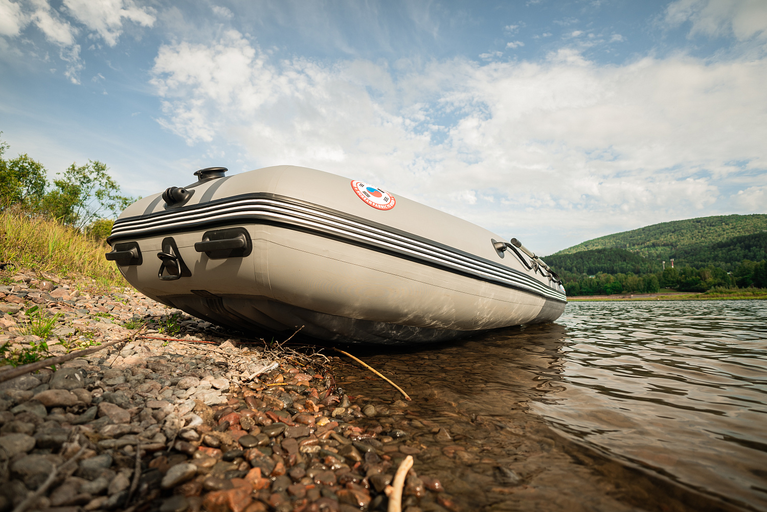 Лодка MISHIMO RIVER JET 390 под водомет в Балакове