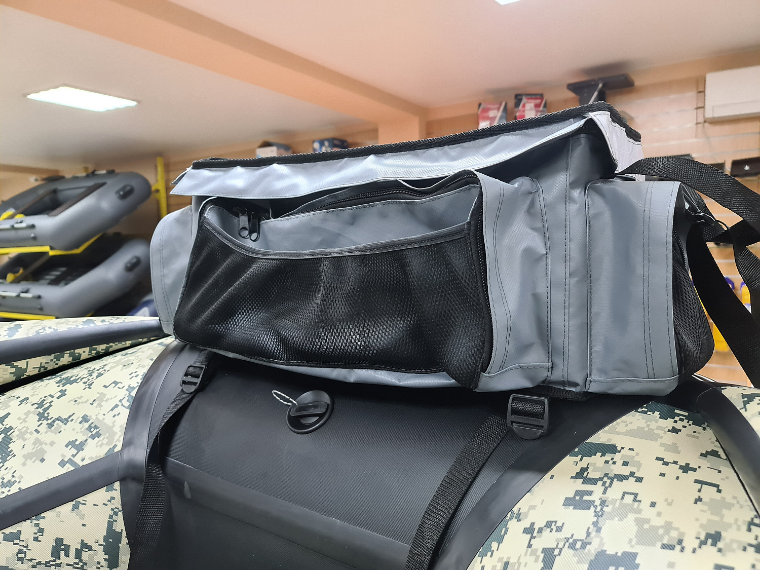 СУМКА ЛЮКС НА БАЛЛОН ДЛЯ ЛОДОК ПВХ 50Х25Х25 СМ в Балакове